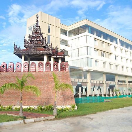 Man Myanmar Hotel Naypyidaw Esterno foto
